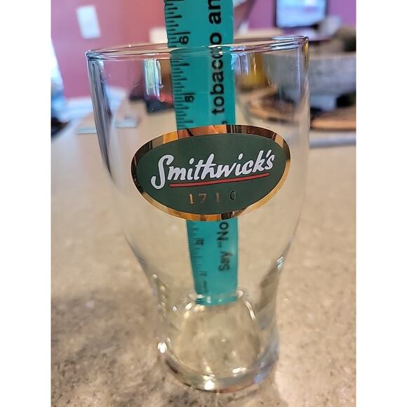 Smithwick's Ale Kilkenny Ireland Pint Beer Glass 16 oz. 6" Tall - Picture 2 of 3